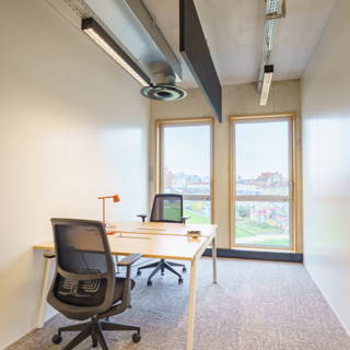 Bureau privé 28 m² 8 postes Coworking Boulevard du Colonel Fabien Ivry-sur-Seine 94200 - photo 21